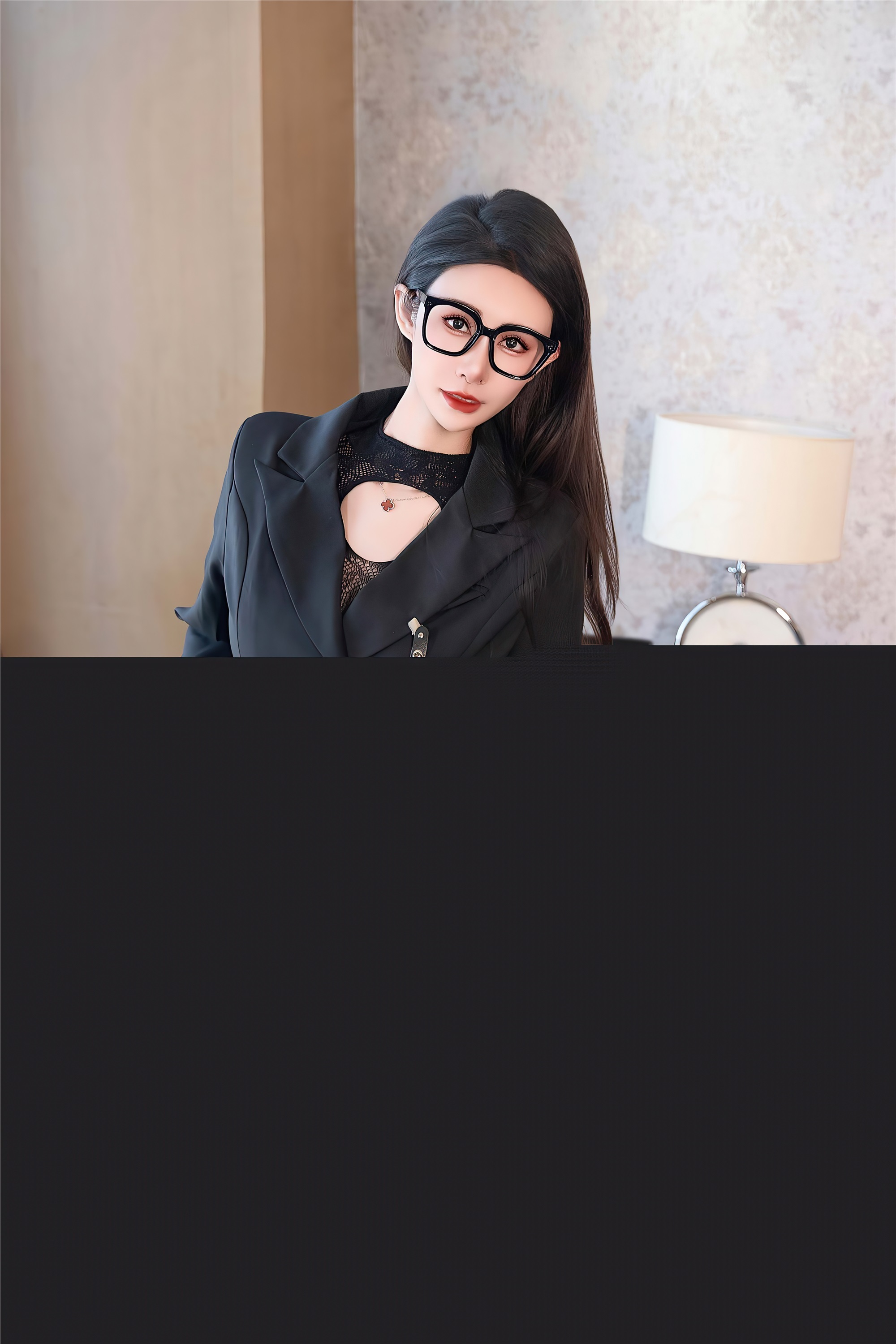 Xiuren秀人网 2025.04.01 NO.10095 艺艺yiyi